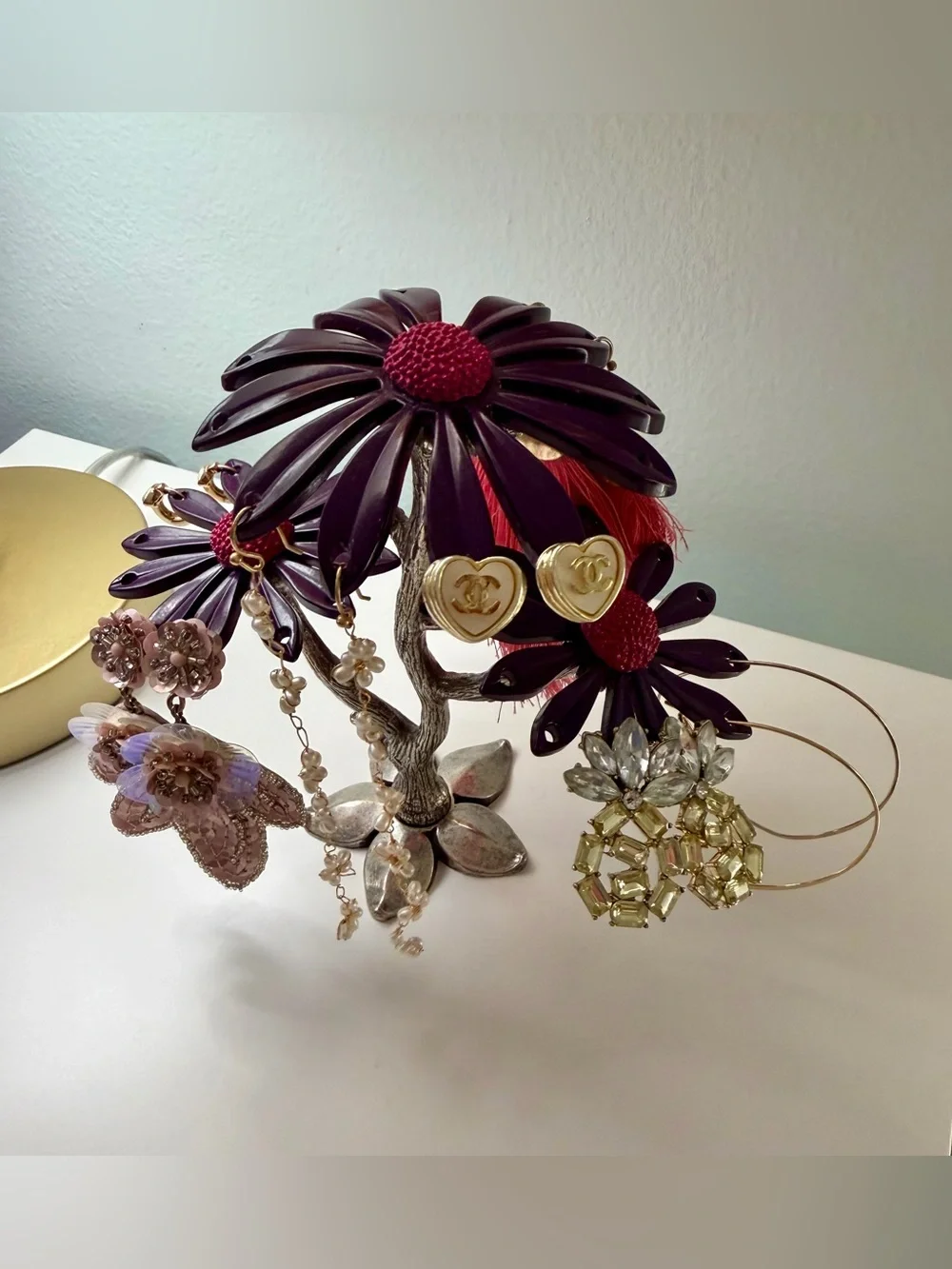 Lucky Brand • Purple & Magenta Floral Metal Earring Stand Holder